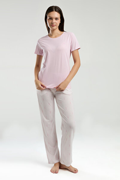 White Velvet Set de două piese cu mâneci scurte din țesătură de viscoză roz p...