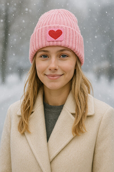 byebruketenci Pembe Yün Bere Pembe Kırmızı Kalp Punch Detaylı Sevgililer Günü...