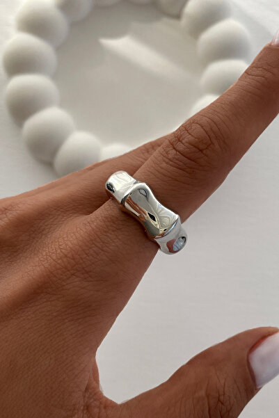 Leo'Stone خاتم نسائي بتصميم عظمي قابل للتعديل للموسم الجديد