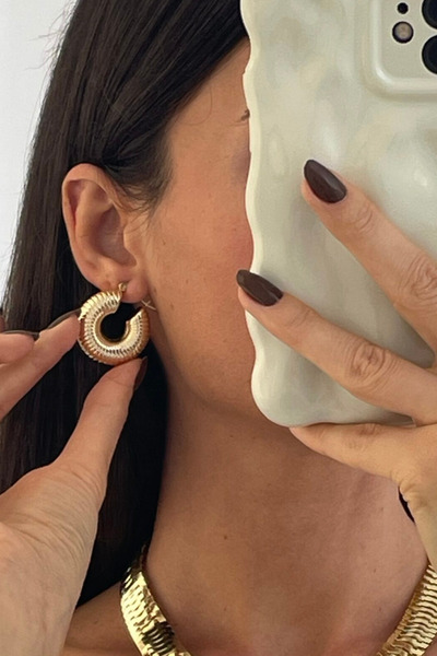 Leo'Stone Special Series Bold Wave Design Snail Model Women's Steel Earrings