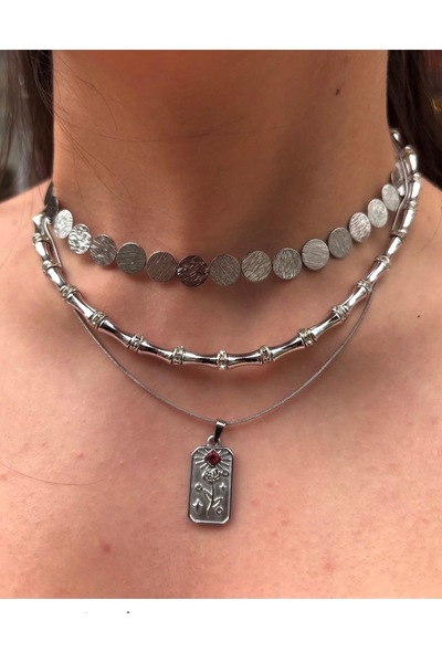 Xui Trend Marka Model Pullu Plaka Dokulu Yuvarlak Şekilli Kolye- Sıralı Ezme Pul kolye