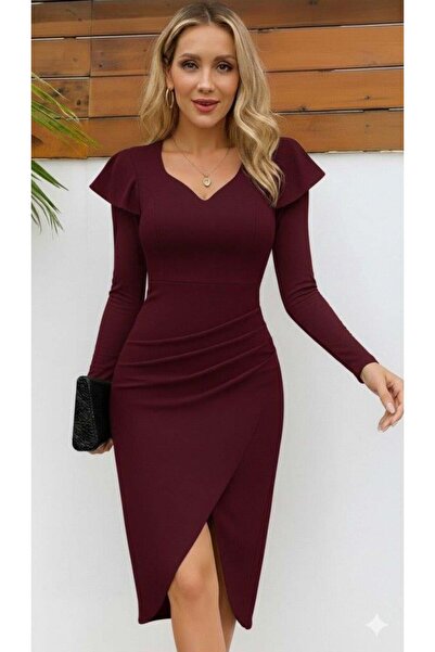 By Sevilen Collection فستان نسائي طويل الأكمام بياقة على شكل قلب وتفاصيل متقا...