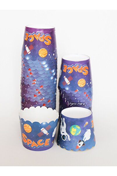 parti pera Uzay Astronot Galaksi Temalı Kek Kapsülü Cupcake Kalıbı 15 Adet