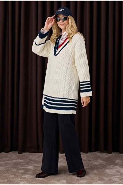 HEQA Екрю текстурований казак - з стрічковою обробкою