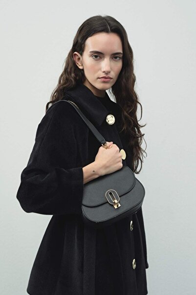 Hooopstore Milena Oval Leather Bag - Black