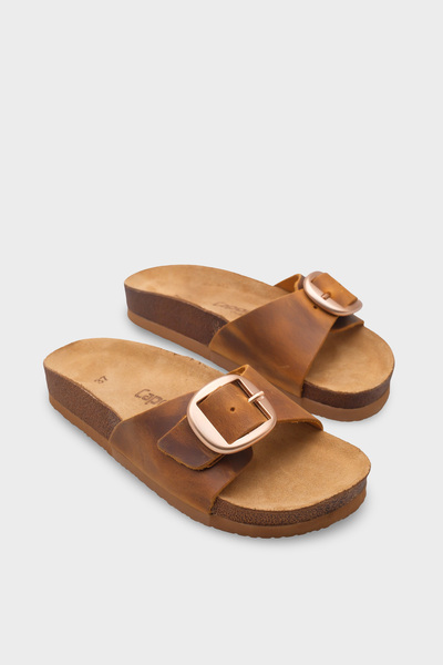 Capone Outfitters Δερμάτινες παντόφλες Lee με μεγάλη ανατομική σόλα από φελλό