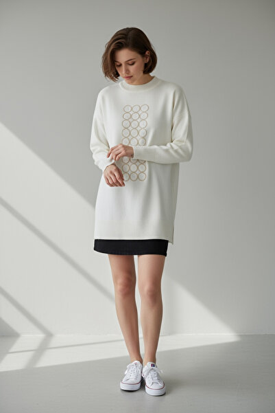 NEWCO Блискуча туніка з довгим трикотажем і каменями, сучасний і зручний крій