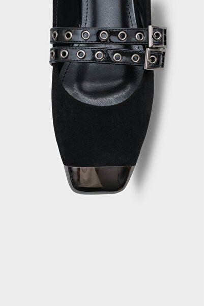 Capone Outfitters Erinn Metal Blunt Toe Stone Ballerinas