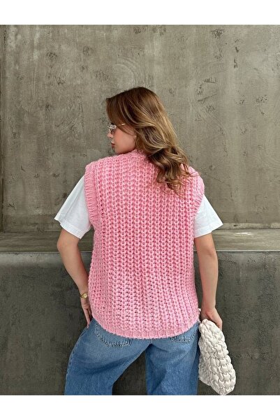 MAXXANA Gold Buttoned Knitted Sweater Vest