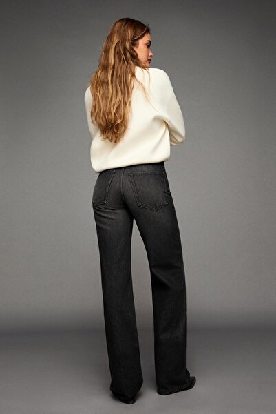 Bershka Geniş paça straight fit jean