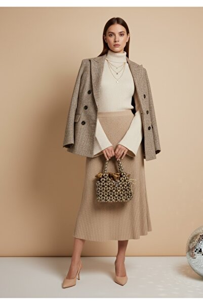 Las Perlas حقيبة يد مطرزة باللون البرونزي مصنوعة يدويًا بتصميم مبطن حقيبة سهرة