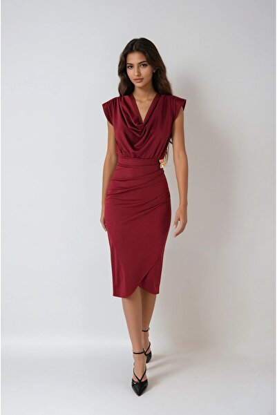 OLSAMODA KADIN VATKALI DEGAJE YAKA ÇIKARILABİLİR BROŞLU ANVELOP KESİM DÜĞÜN NİŞAN SÖZ DAVET ELBİSESİ