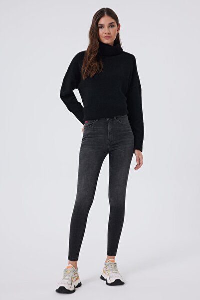 Lee Cooper بنطلون جينز نسائي من جايسى ذو خصر عالٍ جدًا وقصة ضيقة جداً وساق ضي...