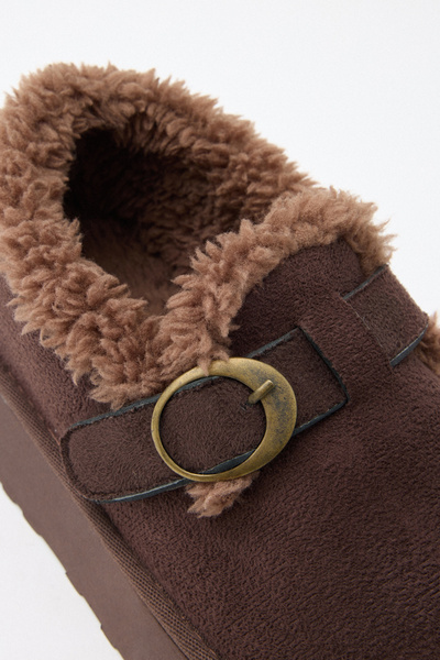 LUTVELIZADE Bot 2524 - İçi Kürklü Eskitme Tokalı Acı Kahve Süet Kadın Bot