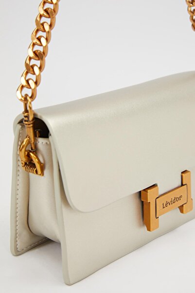 Levidor Ασημένια τσάντα ώμου με διπλό λουράκι