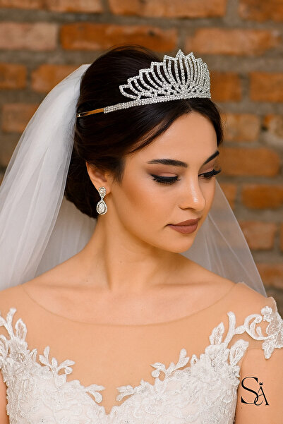 SimgeAksesuar Crystal Stone Fashionable and Elegant Bridal Tiara