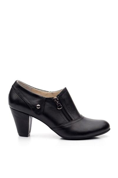 Deripabuc Hakiki Deri Siyah Kadın Topuklu Deri Ayakkabı TRC-1069