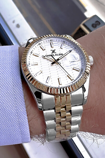 Daniel Klein Original 3 Atm Water Resistant Men's Wristwatch Silver Color Steel Band and Gift Bracelet Dker2039C1