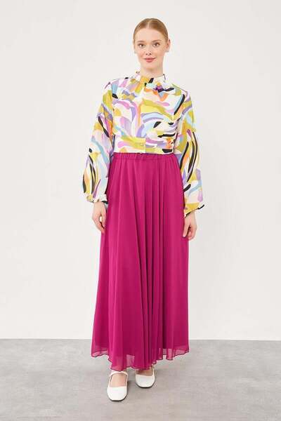 Levidor Fuchsia Colored Flared Skirt with Elastic Waist