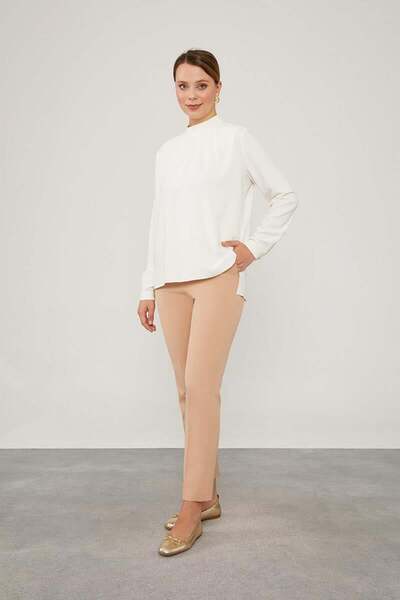 Levidor Salmon Buy Trousers with Elasticated Pocket Detail