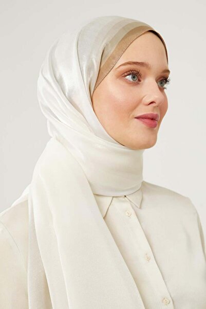 Levidor Ecru Color Transitional Amber Shawl