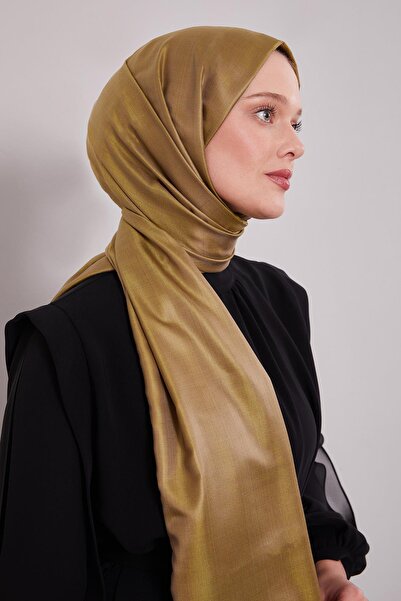 Levidor Green Silk Shawl