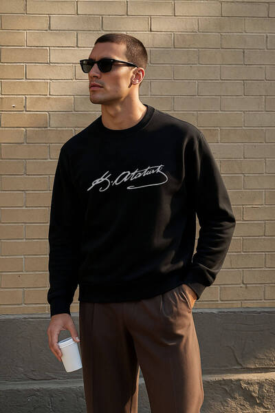 MARKAPIA Men's Ataturk Signed Black Sweatshirt