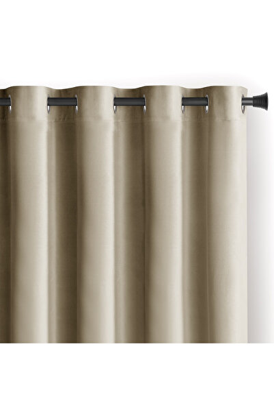 Amelia Home Velvet curtain with rings, Velvet, 210 g/m2, opacity 77%, 140 x 245 cm, Classic beige, 1 pc.