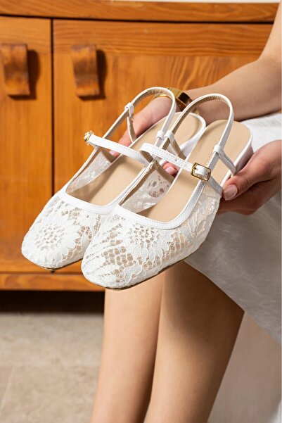 Genel Markalar LUCKYS Dantel Kumaş Detaylı Beyaz Kadın Abiye Topuklu Ayakkabı
