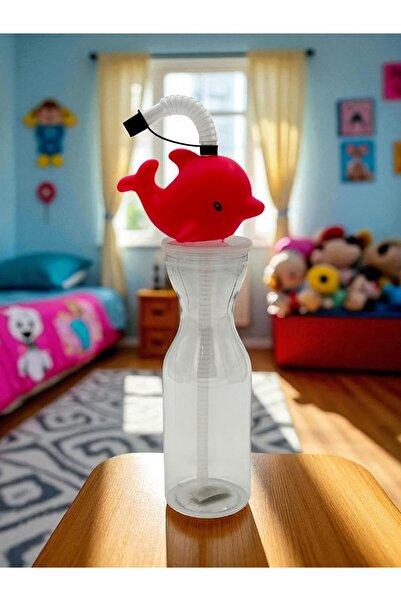 B&D زجاجة مياه مع غطاء وقشة على شكل دولفين