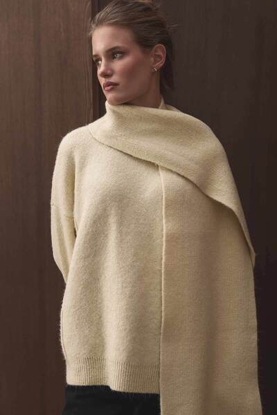 Hooopstore Soft Textured Butter Yellow Scarf