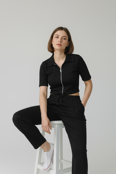 NEWCO Women's Zippered Crop Top & Elastic Waistband Comfortable Cut Two-Piece Set