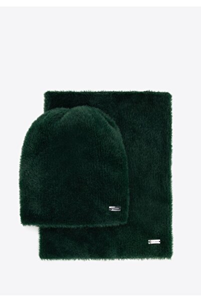 Wittchen Women's Winter Set Made of Soft Knitted Dark Green Polyester