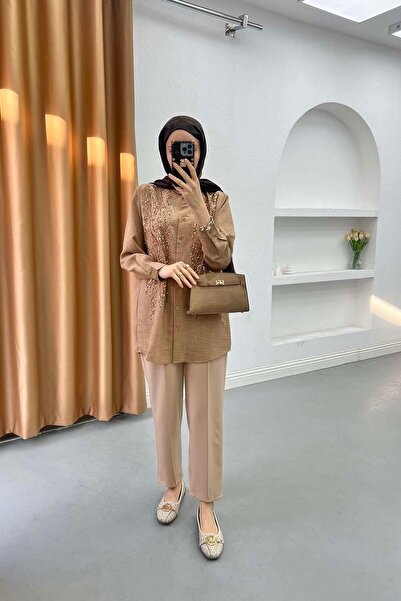 Pardesü Dünyası Pul İşlemeli Gömlek Camel