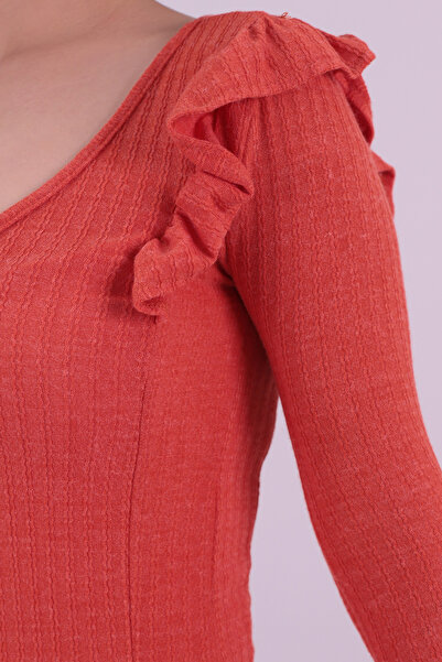 armonika Women's Pomegranate Blossom V-Neck Ruffle Detail Soft Textured Blouse Arm-26K001045