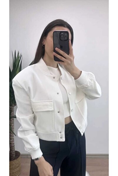 NÜANS MODA White Short Snap Jacket