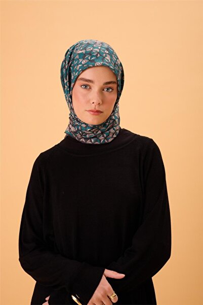 Silk Home 09 Pyramid Pattern Soft Scarf