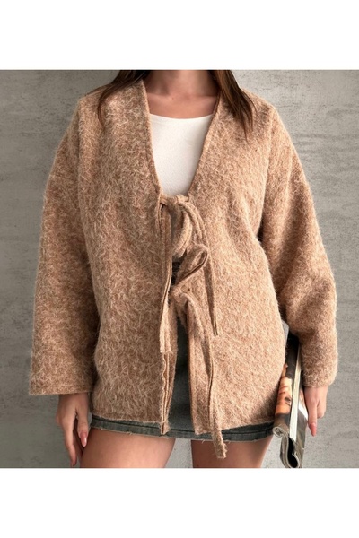 LUMİ سترة تريكو نسائية ذات نسيج ناعم باللون البيج قصة فضفاضة