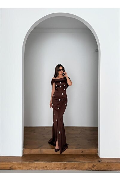 1Moda1Tarz Дамска вносната рокля от креп с панделка и камъни, бродирана с камъни, подплатена, със специален дизайн