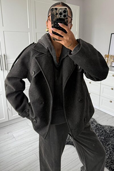 SHILSEE BEUTİQUE ЖІНОЧИЙ КАШЕ КРУВАЗЕ КОМИР З ПЛЕЧАМИ І ГУДЗИКАМИ АНТРАЦИТ