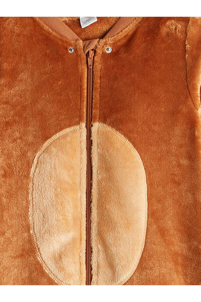 LC Waikiki Καφέ με κουκούλα βελούδινος υπνόσακος για αγόρι