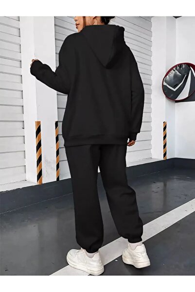 LAYORA 3 Thread Fleece Hoodie Set – Modern and Comfortable Street Style Look