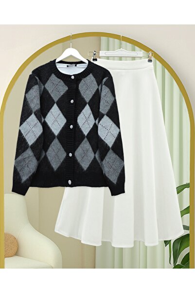 Modamorfo Buttoned Square Patterned Double Layer Knit Cardigan -Black