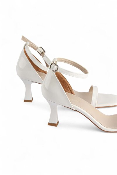 luuq shoes Hanna Women's Single Strap Ankle Strap Heeled Shoes