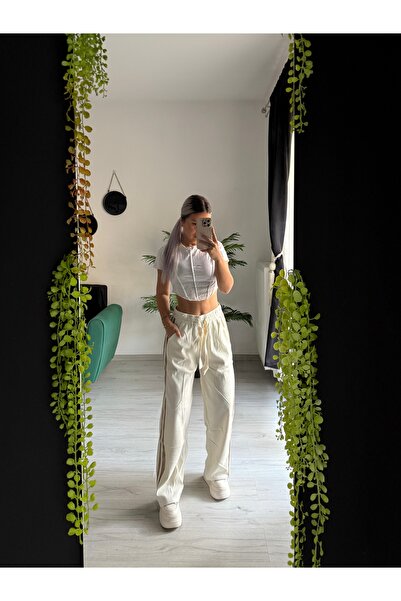 by SLA boutique Wide-leg streetwear pants with side stripes
