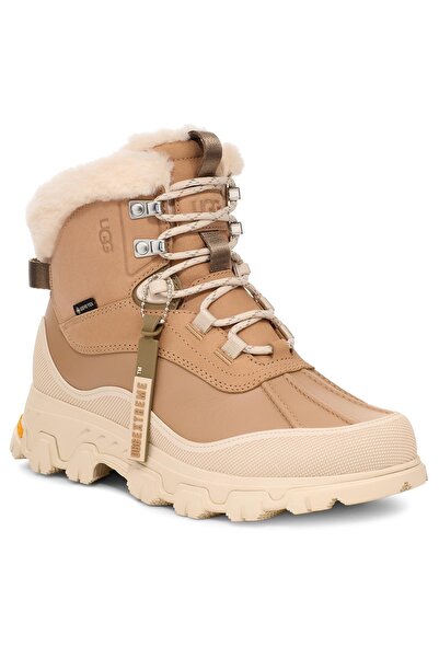 UGG W ADIRONDACK MERIDIAN HIKER SAND (KUM RENGI) 1169032
