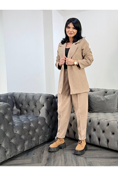 RAMONA BADESCU EXCLUSIVE Costum elegant cu sacou și pantaloni