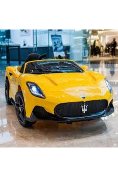 My modern game Modern rechargeable electric car with open door, attractive design, 12V, 30W motor, available in white, red, and yellow.