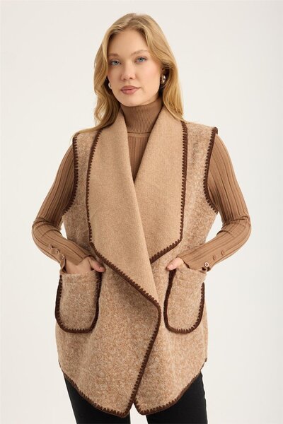 HomeStore Katlı Yaka Kaşe Teğel Dikişli Yelek