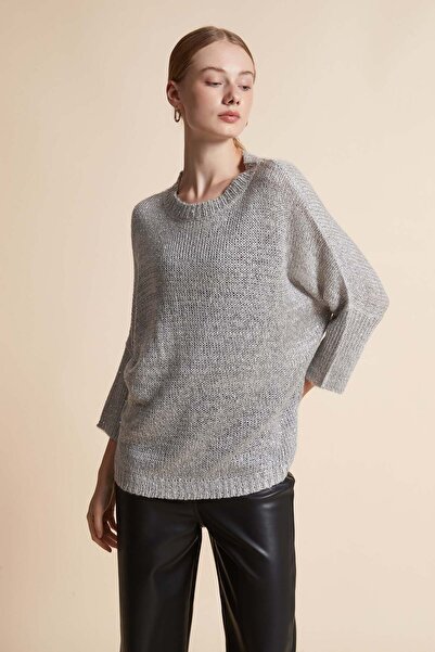 Yola سترة بأكمام طويلة مع لمسات لامعة